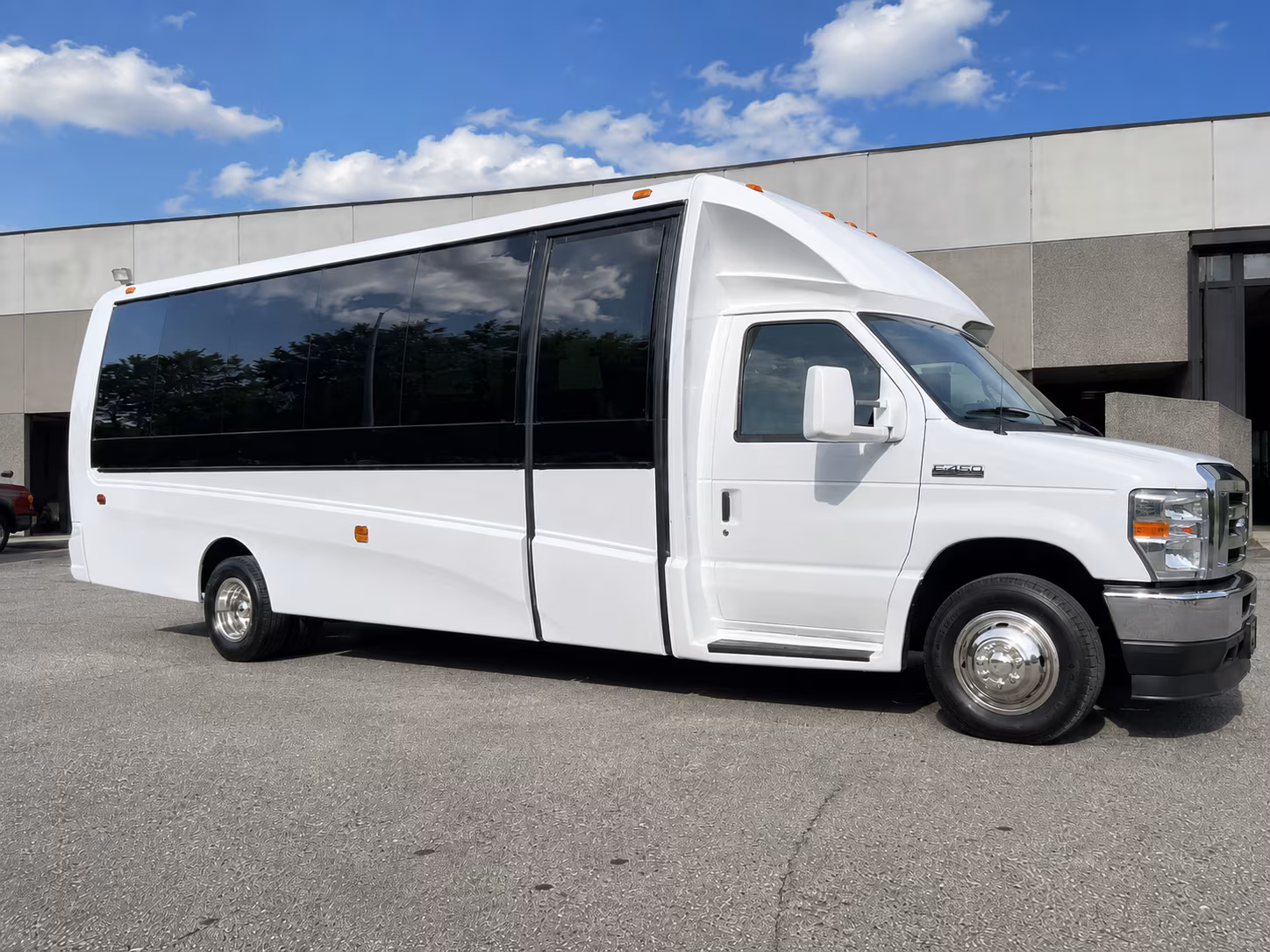 employee shuttle buses for broomfield s interlocken tech corridor