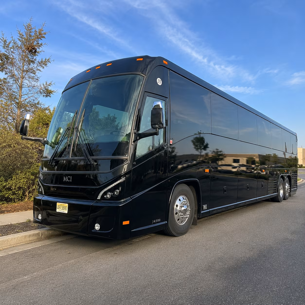 hotel to terminal shuttle buses for broomfield conference groups