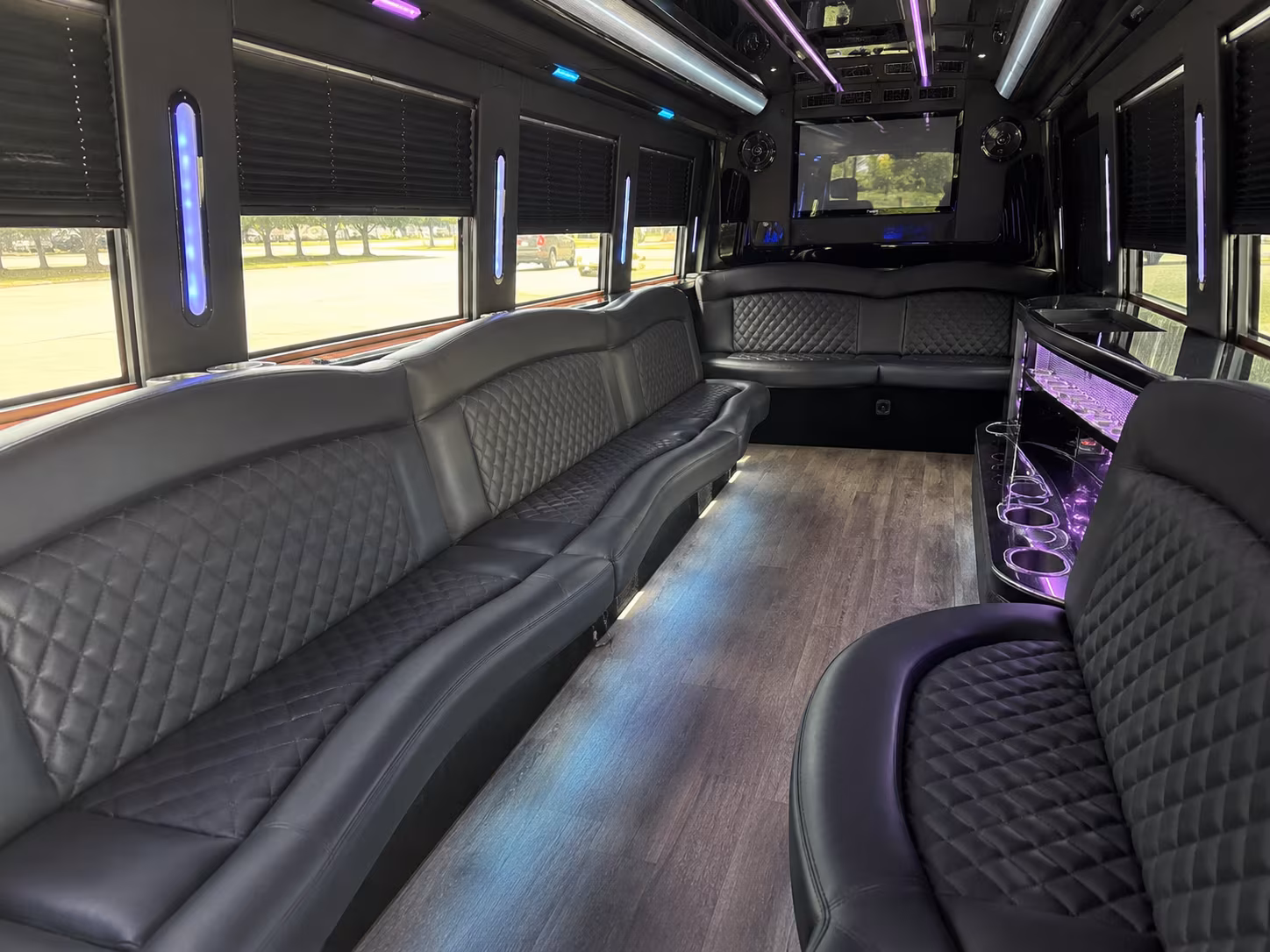 party bus rentals in broomfield for the perfect prom night