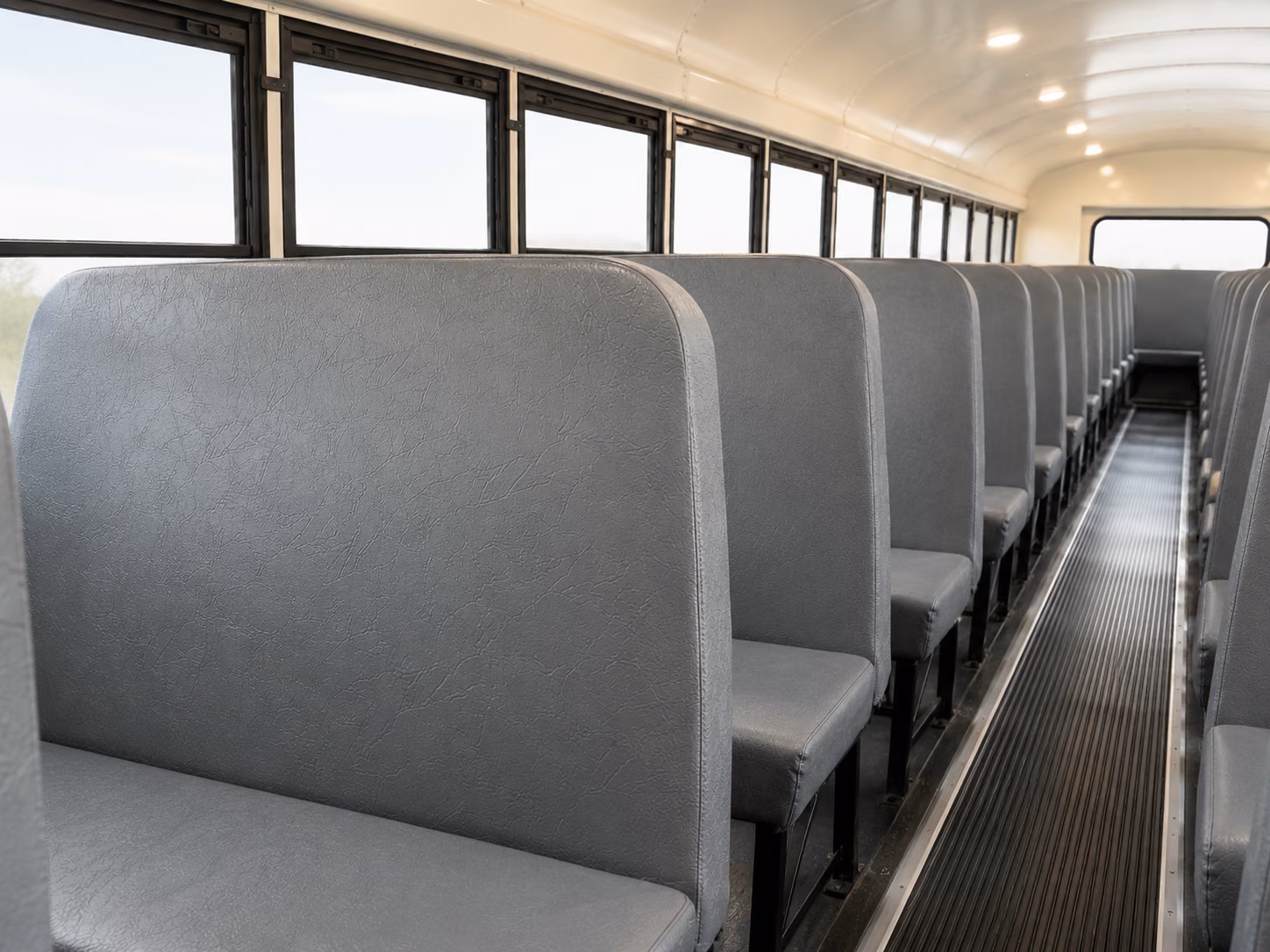 school buses for butterfly pavilion trips from broomfield schools